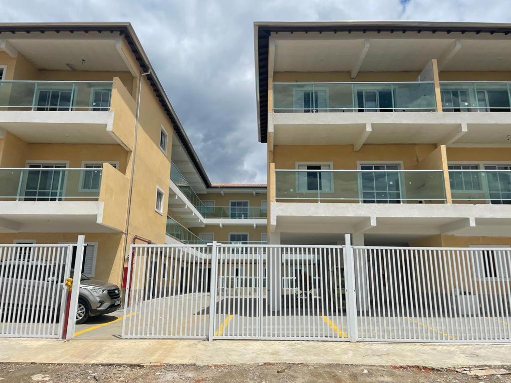 Aparts Lesther Ubatuba Exterior photo